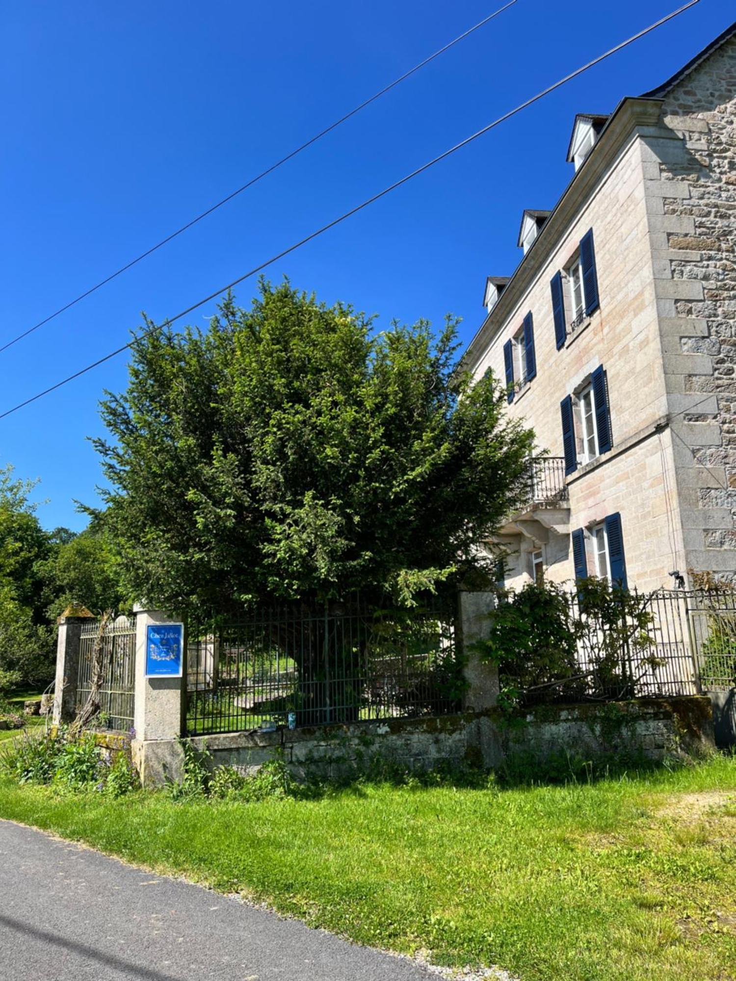 Chez Jallot Vidaillat Exterior photo
